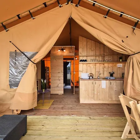 Baza Maciejowka Luxury tent Miedzywodzie