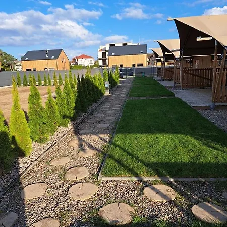 Luxury tent Baza Maciejowka *