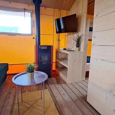 Luxury tent Baza Maciejowka